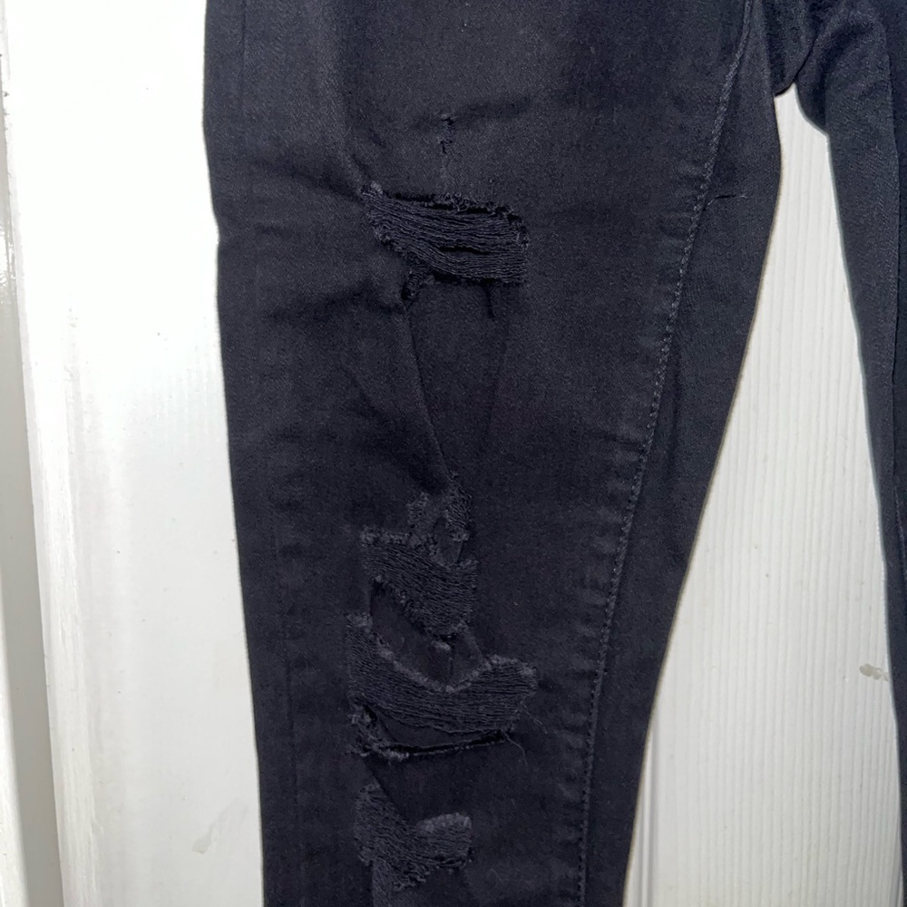 Women’s Levi’s black 711 skinny distressed fit jeans - Picture 4 of 12